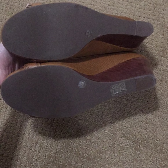 Tory Burch wedge - Picture 3 of 5